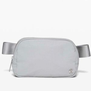 Lululemon Everywhere OG Original Belt Bag EBB Silver Drop NEW